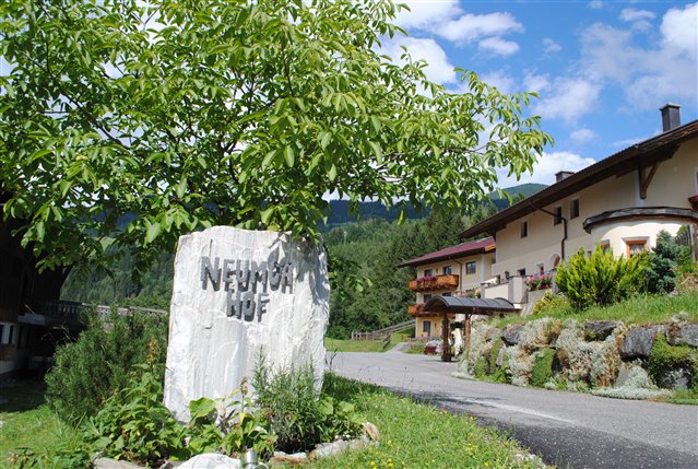 Familien-Bauernhof Neumoar St. Johann